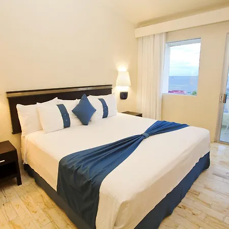Aquamarina Beach Hotel Cancún Exterior foto
